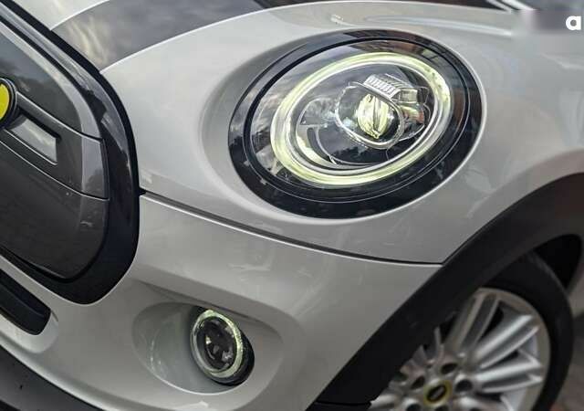 Мини Hatch, объемом двигателя 0 л и пробегом 41 тыс. км за 16099 $, фото 10 на Automoto.ua
