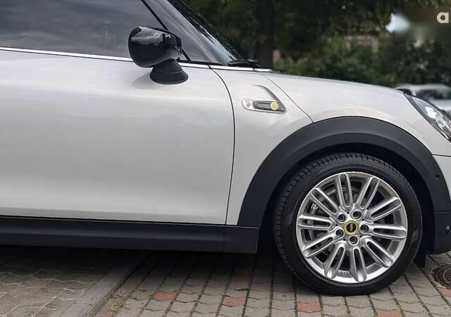 Мини Hatch, объемом двигателя 0 л и пробегом 41 тыс. км за 16099 $, фото 24 на Automoto.ua