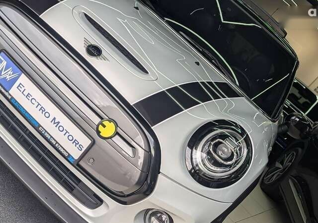 Мини Hatch, объемом двигателя 0 л и пробегом 41 тыс. км за 16099 $, фото 15 на Automoto.ua