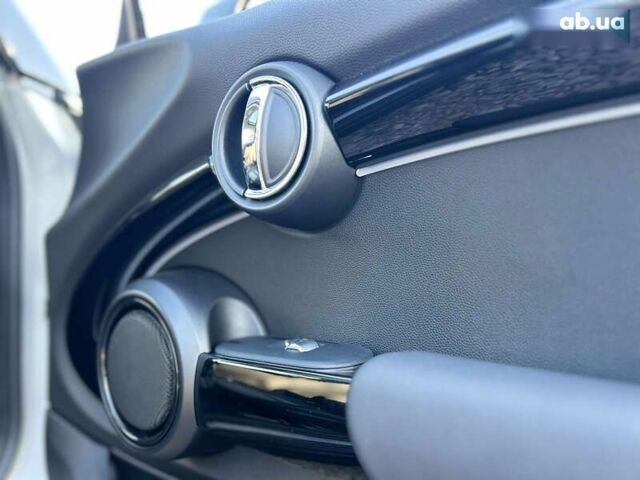 Мини Hatch, объемом двигателя 0 л и пробегом 25 тыс. км за 15999 $, фото 6 на Automoto.ua