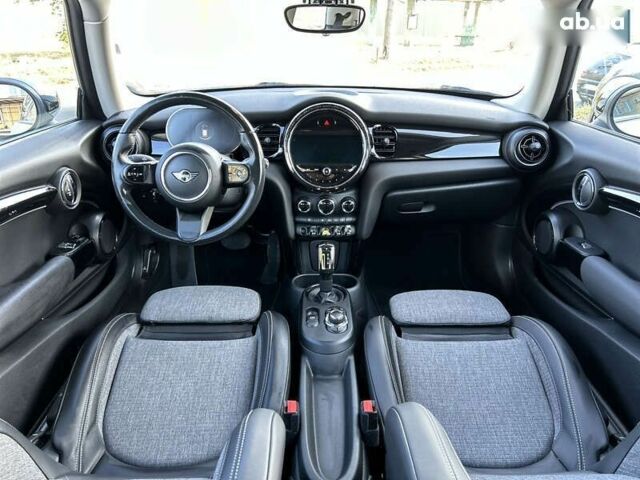 Мини Hatch, объемом двигателя 0 л и пробегом 25 тыс. км за 15999 $, фото 21 на Automoto.ua