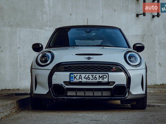 Мини Hatch, объемом двигателя 2 л и пробегом 10 тыс. км за 27500 $, фото 3 на Automoto.ua