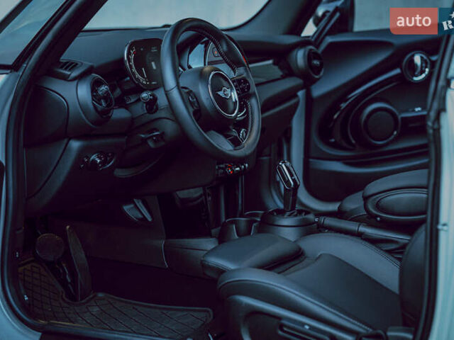 Мини Hatch, объемом двигателя 2 л и пробегом 10 тыс. км за 27500 $, фото 25 на Automoto.ua