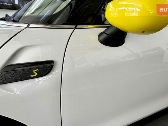 купити нове авто Міні Hatch 2023 року від офіційного дилера Емералд Моторс Міні фото