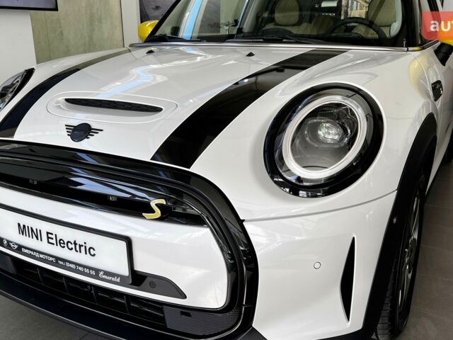 купити нове авто Міні Hatch 2023 року від офіційного дилера Емералд Моторс Міні фото