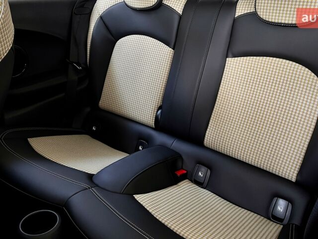 купити нове авто Міні Hatch 2023 року від офіційного дилера Емералд Моторс Міні фото