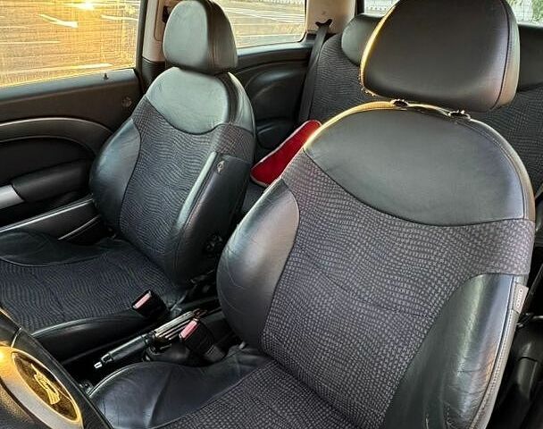 Жовтий Міні Hatch, об'ємом двигуна 1.36 л та пробігом 228 тис. км за 4300 $, фото 6 на Automoto.ua
