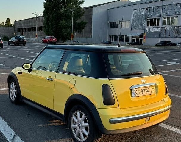Жовтий Міні Hatch, об'ємом двигуна 1.36 л та пробігом 228 тис. км за 4300 $, фото 2 на Automoto.ua