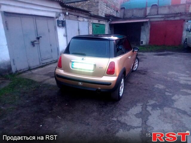 Желтый Мини Hatch, объемом двигателя 1.6 л и пробегом 200 тыс. км за 4800 $, фото 3 на Automoto.ua