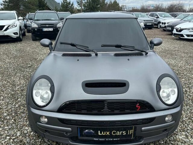 Серый Мини Hatch, объемом двигателя 1.6 л и пробегом 293 тыс. км за 4800 $, фото 4 на Automoto.ua