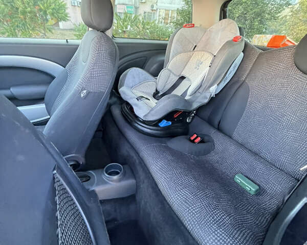 Серый Мини Hatch, объемом двигателя 1.6 л и пробегом 214 тыс. км за 5600 $, фото 7 на Automoto.ua