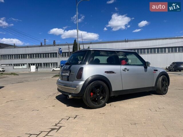 Серый Мини Hatch, объемом двигателя 1.6 л и пробегом 200 тыс. км за 4555 $, фото 3 на Automoto.ua