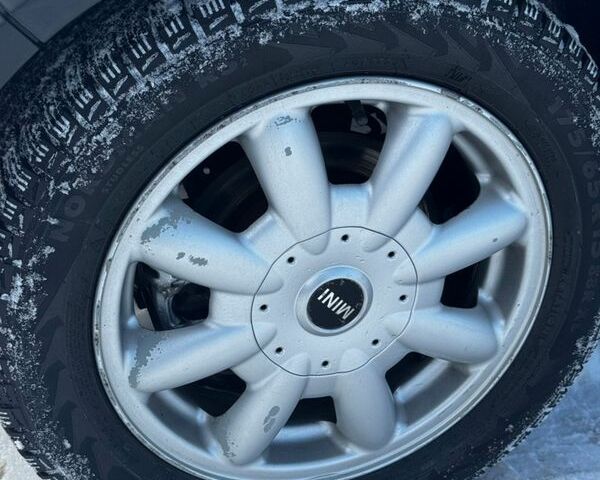 Серый Мини Hatch, объемом двигателя 1.6 л и пробегом 223 тыс. км за 4600 $, фото 6 на Automoto.ua