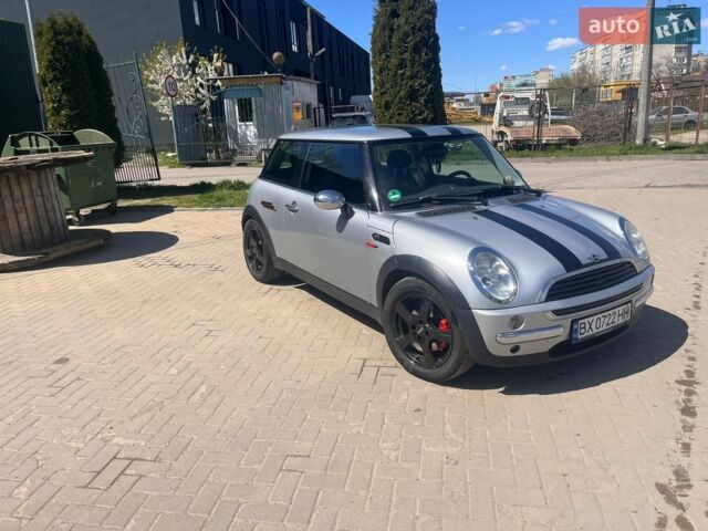 Сірий Міні Hatch, об'ємом двигуна 1.6 л та пробігом 200 тис. км за 4999 $, фото 5 на Automoto.ua