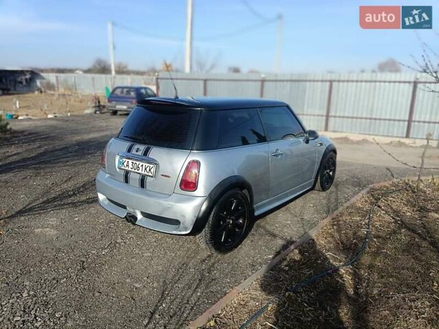 Сірий Міні Hatch, об'ємом двигуна 1.6 л та пробігом 120 тис. км за 5800 $, фото 3 на Automoto.ua