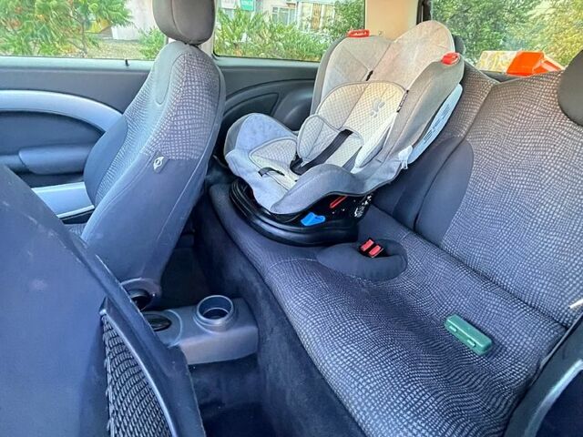 Серый Мини Hatch, объемом двигателя 1.6 л и пробегом 220 тыс. км за 4300 $, фото 6 на Automoto.ua