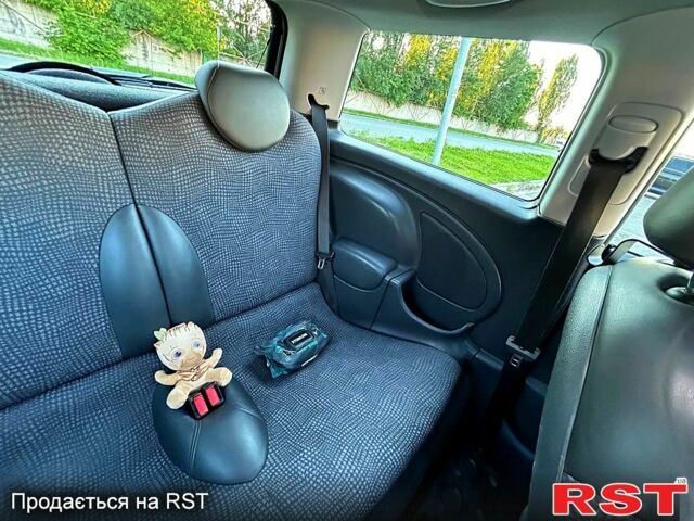 Сірий Міні Hatch, об'ємом двигуна 1.6 л та пробігом 250 тис. км за 5800 $, фото 7 на Automoto.ua