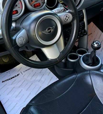 Серый Мини Hatch, объемом двигателя 1.6 л и пробегом 250 тыс. км за 5200 $, фото 7 на Automoto.ua