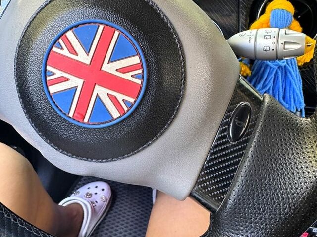 Сірий Міні Hatch, об'ємом двигуна 1.6 л та пробігом 0 тис. км за 5250 $, фото 9 на Automoto.ua