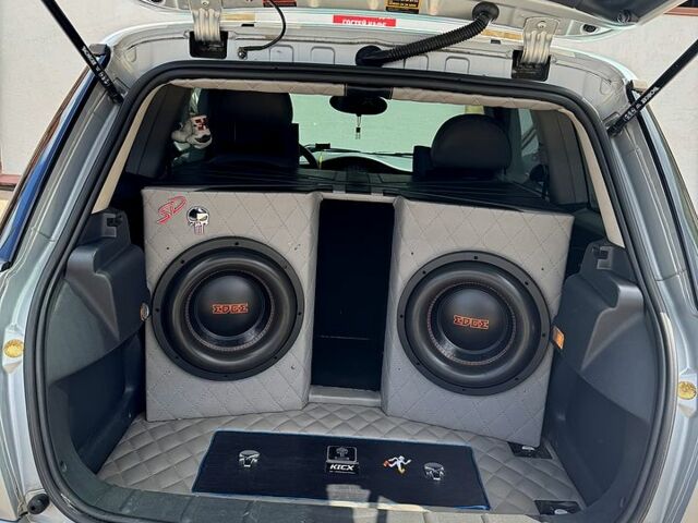 Сірий Міні Hatch, об'ємом двигуна 1.6 л та пробігом 0 тис. км за 5250 $, фото 4 на Automoto.ua