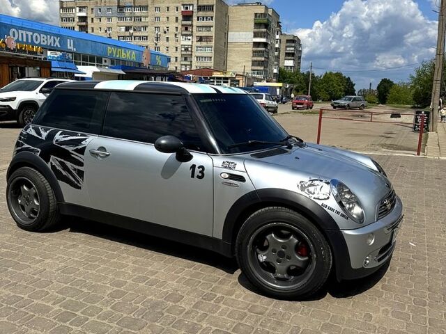 Серый Мини Hatch, объемом двигателя 1.6 л и пробегом 0 тыс. км за 5250 $, фото 2 на Automoto.ua