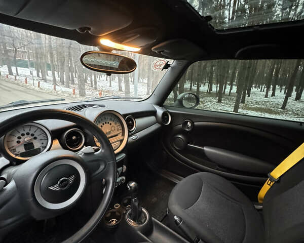 Серый Мини Hatch, объемом двигателя 1.4 л и пробегом 108 тыс. км за 7000 $, фото 10 на Automoto.ua