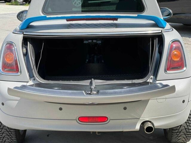 Сірий Міні Hatch, об'ємом двигуна 1.4 л та пробігом 110 тис. км за 6490 $, фото 22 на Automoto.ua