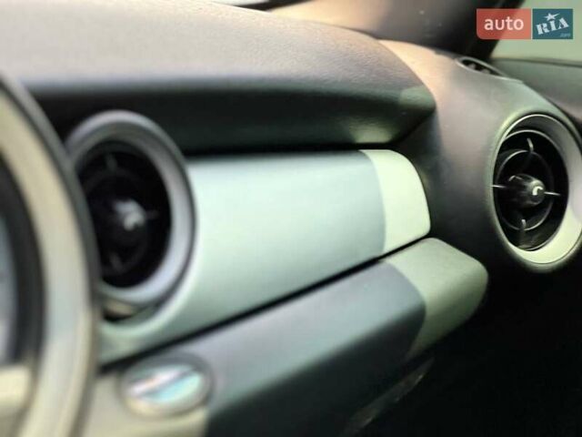 Сірий Міні Hatch, об'ємом двигуна 1.4 л та пробігом 110 тис. км за 5990 $, фото 48 на Automoto.ua