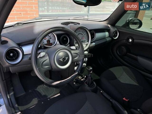 Сірий Міні Hatch, об'ємом двигуна 1.4 л та пробігом 110 тис. км за 5990 $, фото 36 на Automoto.ua