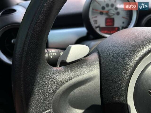 Сірий Міні Hatch, об'ємом двигуна 1.4 л та пробігом 110 тис. км за 5990 $, фото 39 на Automoto.ua