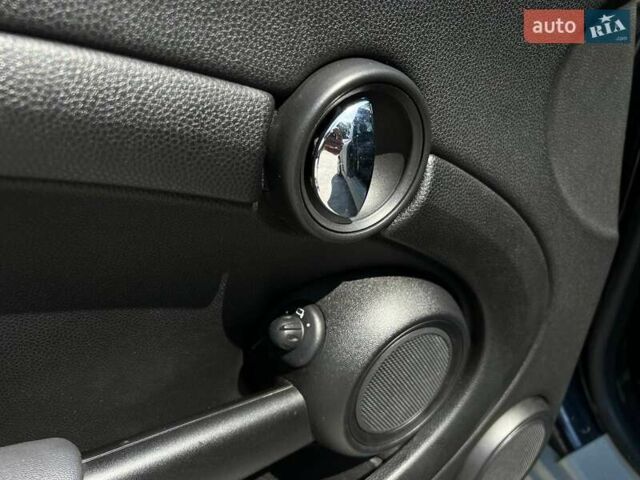 Сірий Міні Hatch, об'ємом двигуна 1.4 л та пробігом 110 тис. км за 5990 $, фото 33 на Automoto.ua