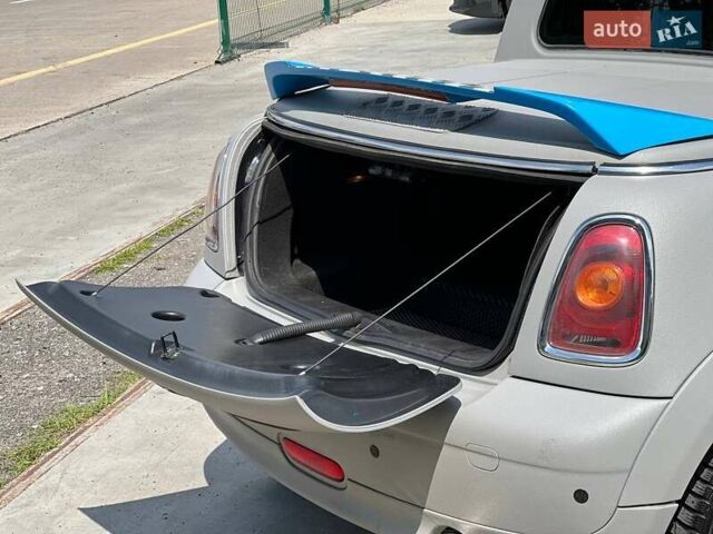 Сірий Міні Hatch, об'ємом двигуна 1.4 л та пробігом 110 тис. км за 5990 $, фото 57 на Automoto.ua