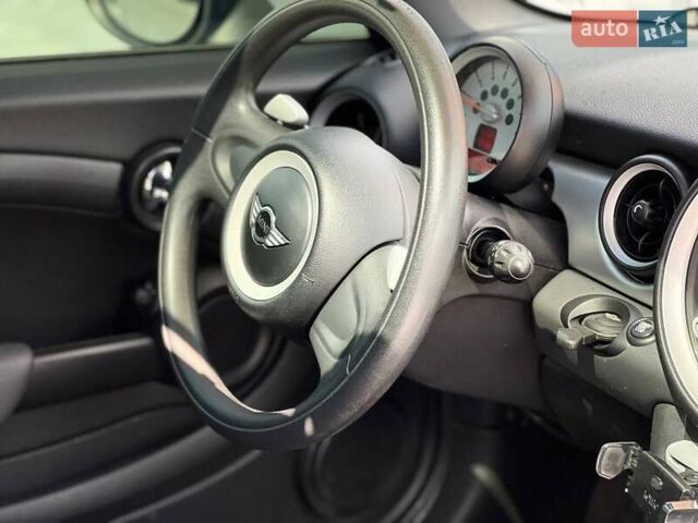 Сірий Міні Hatch, об'ємом двигуна 1.4 л та пробігом 110 тис. км за 5990 $, фото 51 на Automoto.ua