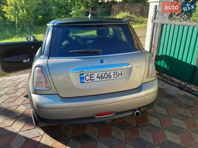 Серый Мини Hatch, объемом двигателя 1.4 л и пробегом 231 тыс. км за 5300 $, фото 6 на Automoto.ua