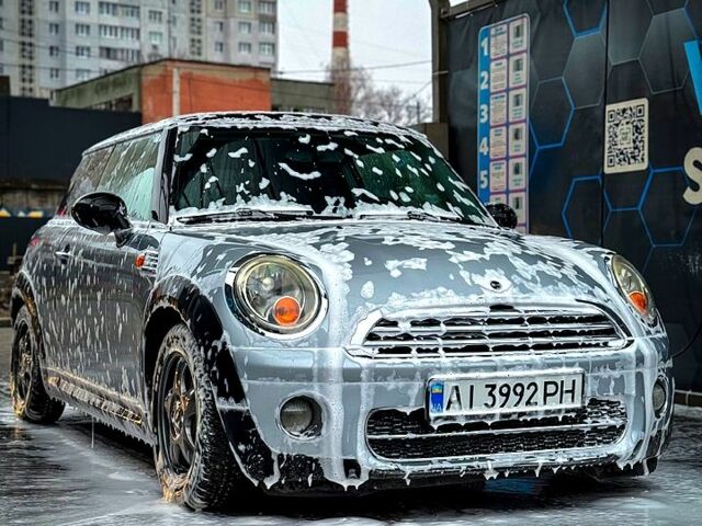 Сірий Міні Hatch, об'ємом двигуна 1.6 л та пробігом 167 тис. км за 6800 $, фото 2 на Automoto.ua