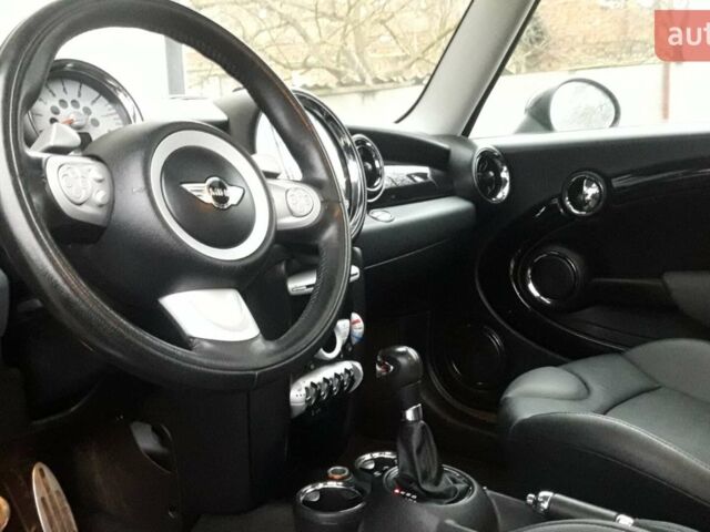 Серый Мини Hatch, объемом двигателя 1.6 л и пробегом 220 тыс. км за 7600 $, фото 10 на Automoto.ua