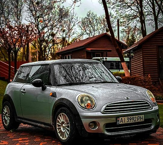 Сірий Міні Hatch, об'ємом двигуна 1.6 л та пробігом 167 тис. км за 6800 $, фото 12 на Automoto.ua