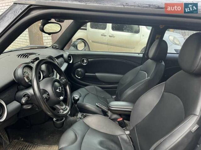 Сірий Міні Hatch, об'ємом двигуна 1.6 л та пробігом 192 тис. км за 10500 $, фото 19 на Automoto.ua