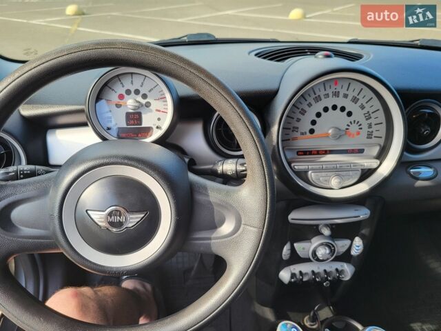 Серый Мини Hatch, объемом двигателя 1.6 л и пробегом 191 тыс. км за 5900 $, фото 8 на Automoto.ua