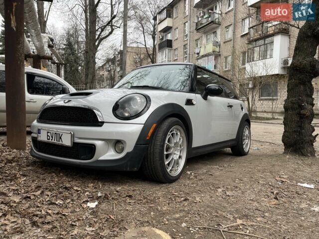 Серый Мини Hatch, объемом двигателя 1.6 л и пробегом 192 тыс. км за 8000 $, фото 13 на Automoto.ua