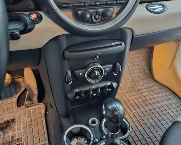 Серый Мини Hatch, объемом двигателя 1.6 л и пробегом 279 тыс. км за 7300 $, фото 10 на Automoto.ua