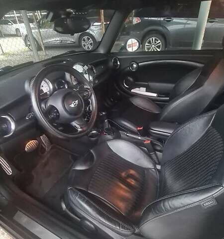 Серый Мини Hatch, объемом двигателя 1.6 л и пробегом 152 тыс. км за 11500 $, фото 4 на Automoto.ua