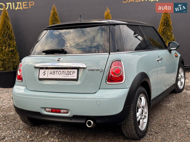 Серый Мини Hatch, объемом двигателя 2 л и пробегом 157 тыс. км за 9500 $, фото 6 на Automoto.ua