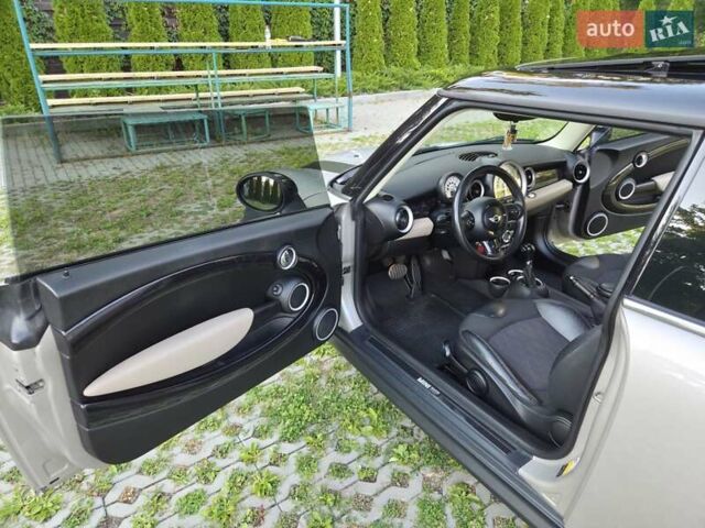 Сірий Міні Hatch, об'ємом двигуна 1.6 л та пробігом 152 тис. км за 9200 $, фото 15 на Automoto.ua