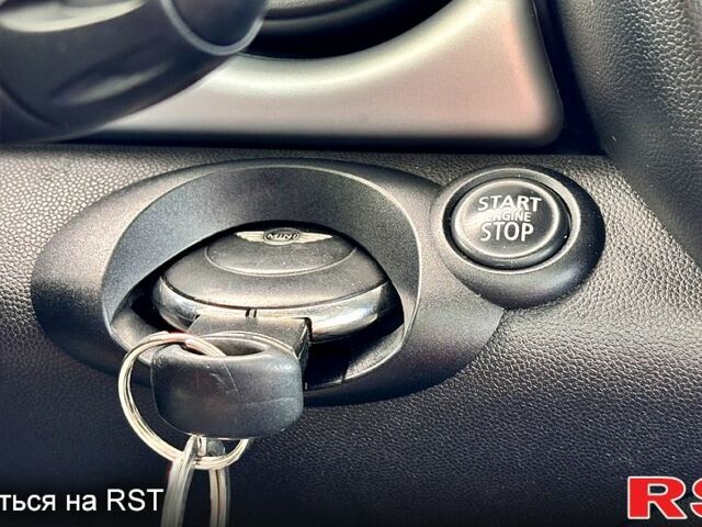 Сірий Міні Hatch, об'ємом двигуна 1.6 л та пробігом 143 тис. км за 9850 $, фото 9 на Automoto.ua