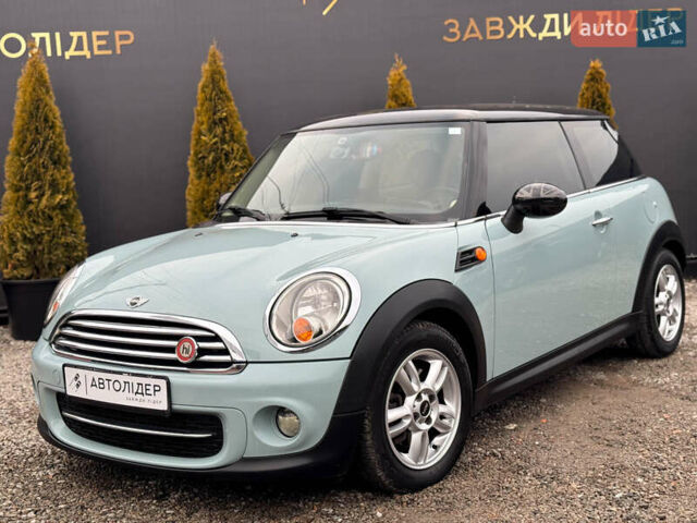 Серый Мини Hatch, объемом двигателя 2 л и пробегом 157 тыс. км за 9500 $, фото 3 на Automoto.ua