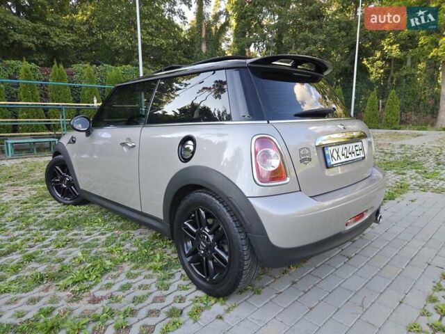 Сірий Міні Hatch, об'ємом двигуна 1.6 л та пробігом 152 тис. км за 9200 $, фото 8 на Automoto.ua