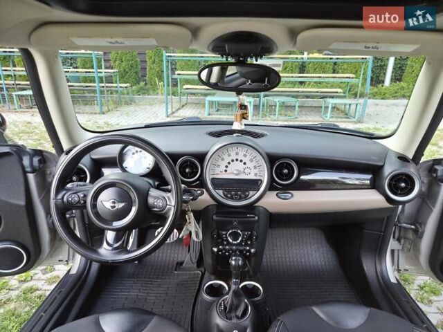 Сірий Міні Hatch, об'ємом двигуна 1.6 л та пробігом 152 тис. км за 9200 $, фото 20 на Automoto.ua