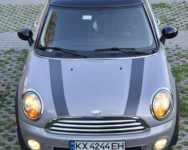 Сірий Міні Hatch, об'ємом двигуна 1.6 л та пробігом 152 тис. км за 9200 $, фото 11 на Automoto.ua