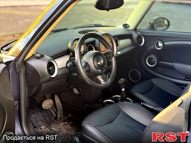 Сірий Міні Hatch, об'ємом двигуна 1.6 л та пробігом 176 тис. км за 7500 $, фото 8 на Automoto.ua